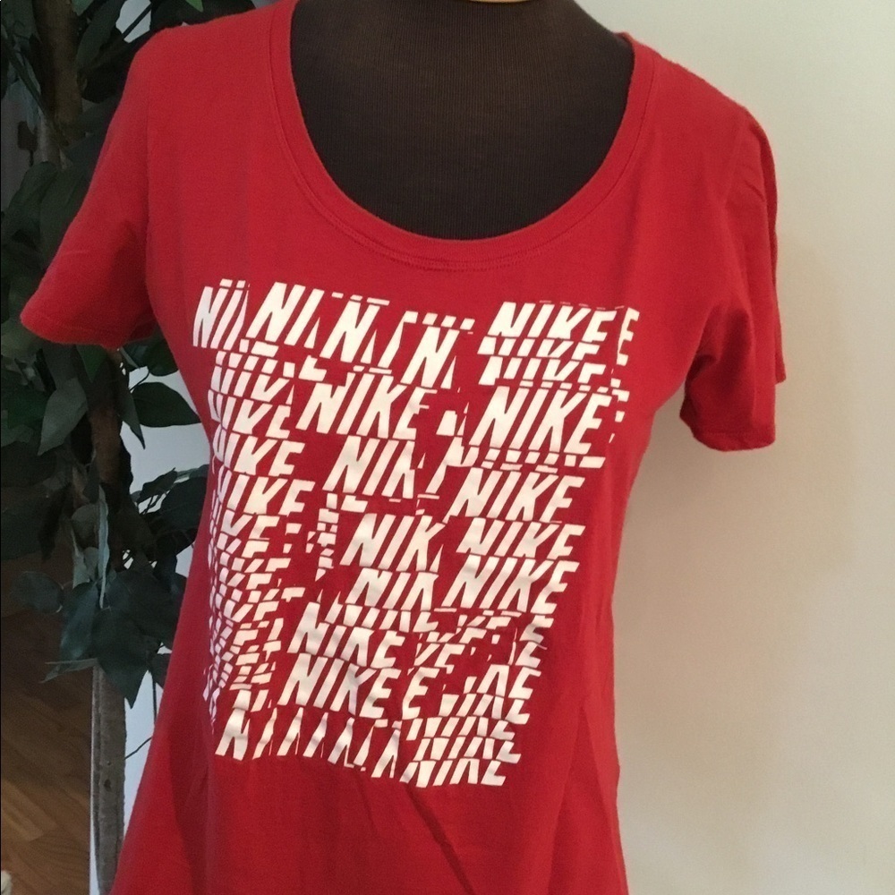 red athletic cut large Nike tee